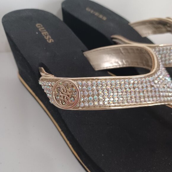 GUESS SARRALY WEDGE FLIP FLOPS WOMEN SIZE 10M BLACK w/GOLD SILVER RHINESTONES - Picture 6 of 8